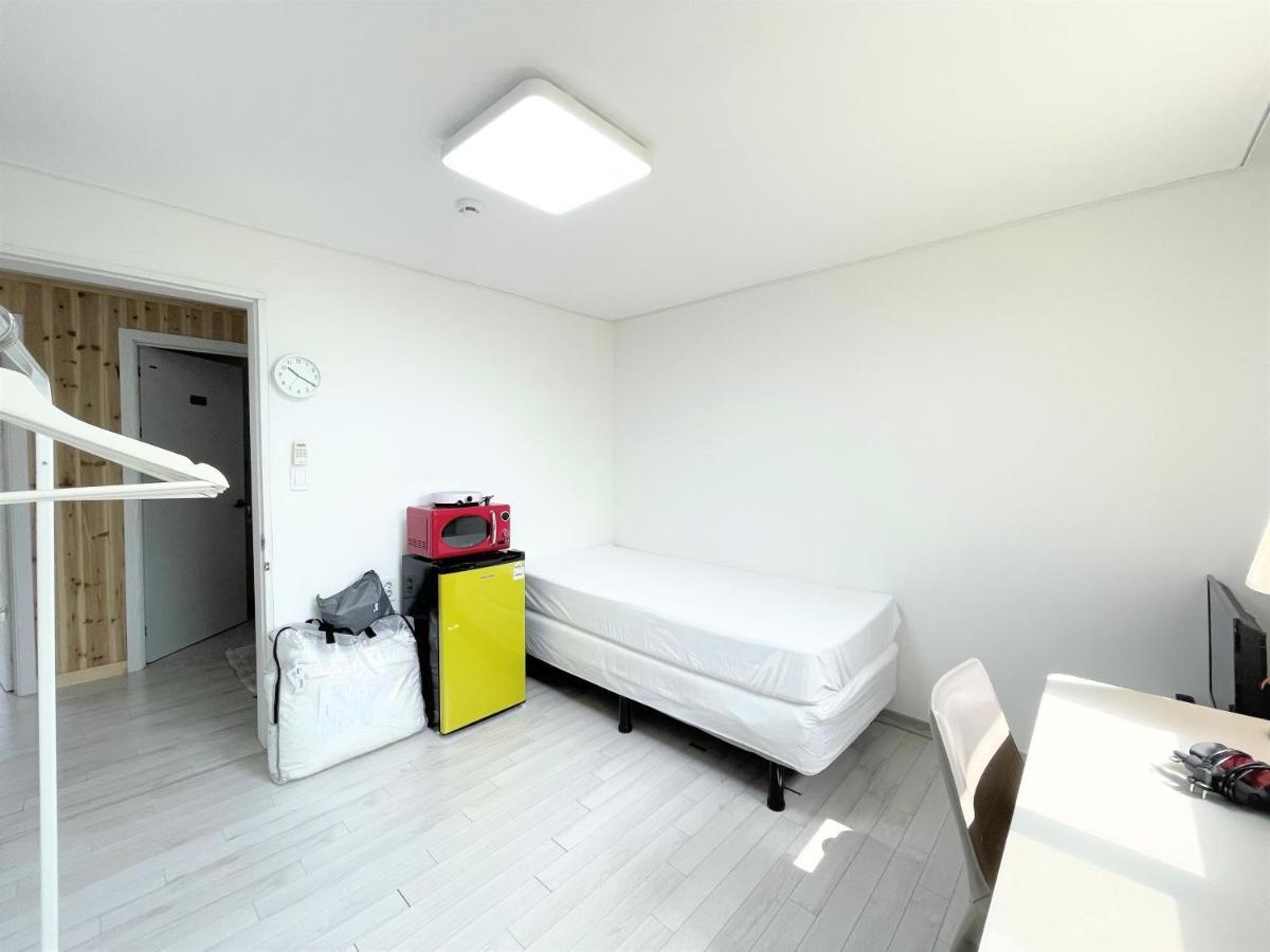 Airport Guesthouse Ko-In Incheon Bagian luar foto