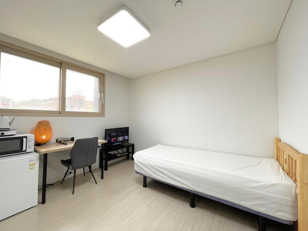 Airport Guesthouse Ko-In Incheon Bagian luar foto